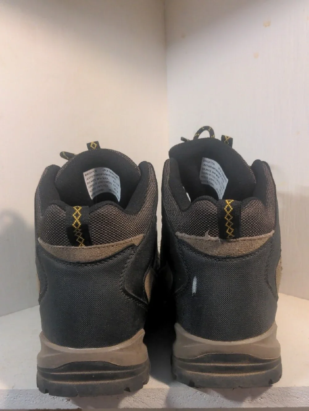Eddie Bauer Men's Taupe and Black Trail Boots